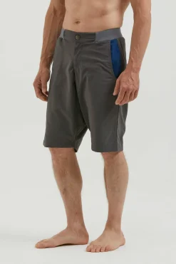 New Hip2 Bermudas