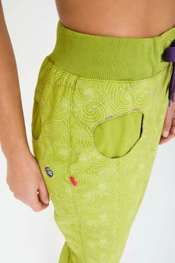 Online N Remix Bermudas