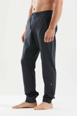 Outlet Sutut Pantalones